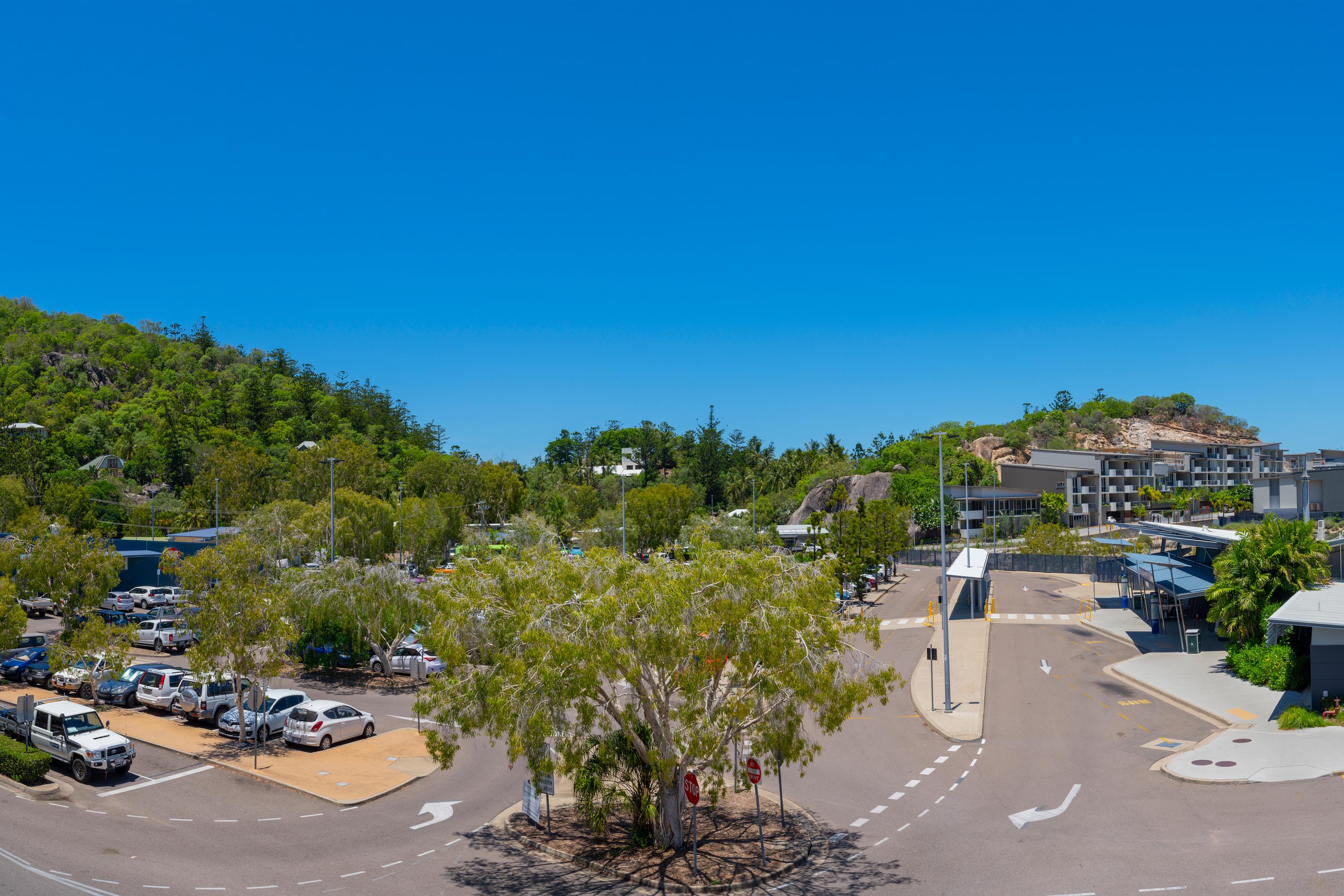 Peppers Blue On Blue Nelly Bay Exterior foto Aerial view of the Village, 2016